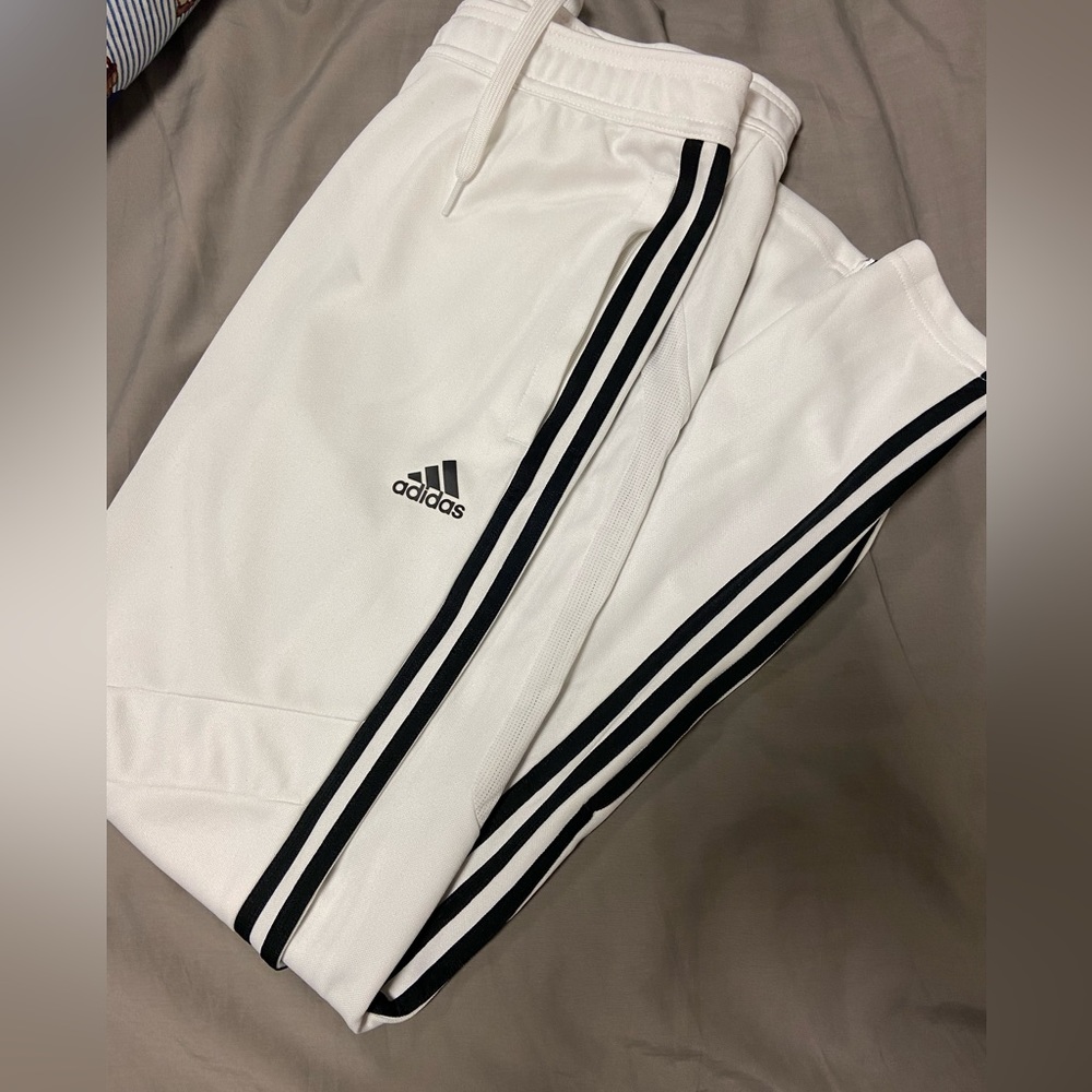 Adidas Woman’s Medium track pants